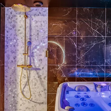 Σπίτι διακοπών Avec Jacuzzi Privatif